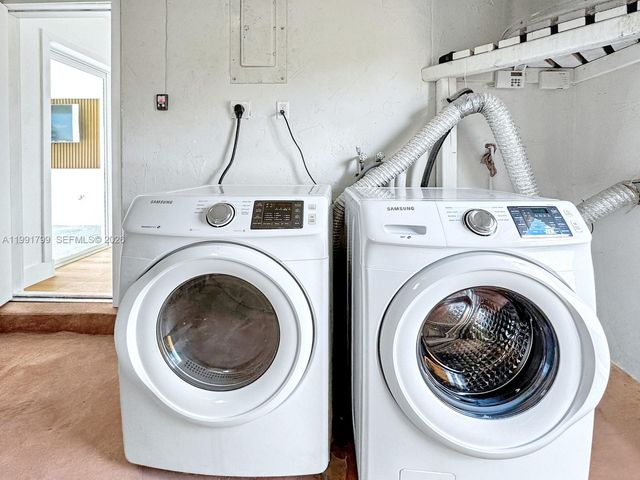 2101 N 56th Ave, Hollywood, FL 33021