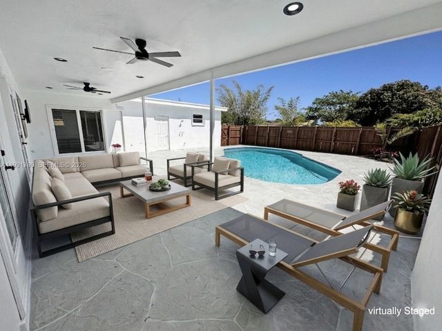 2101 N 56th Ave, Hollywood, FL 33021