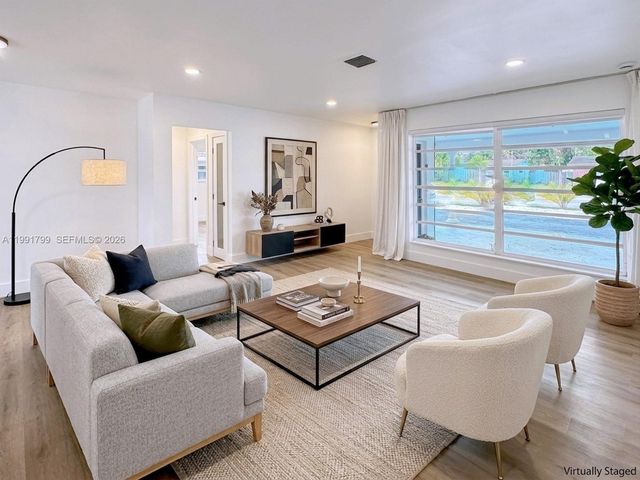 2101 N 56th Ave, Hollywood, FL 33021