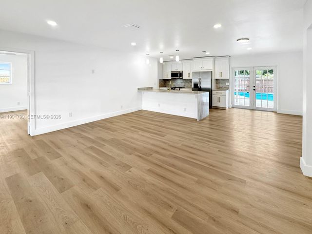 2101 N 56th Ave, Hollywood, FL 33021