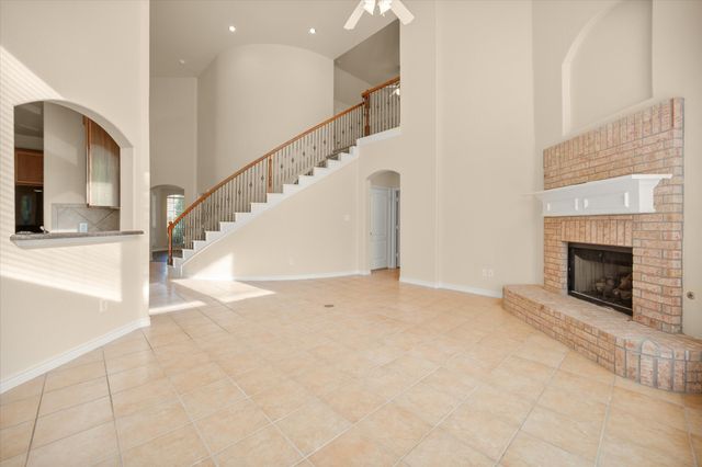 700 Sage Brush Drive, Weatherford, TX 76087