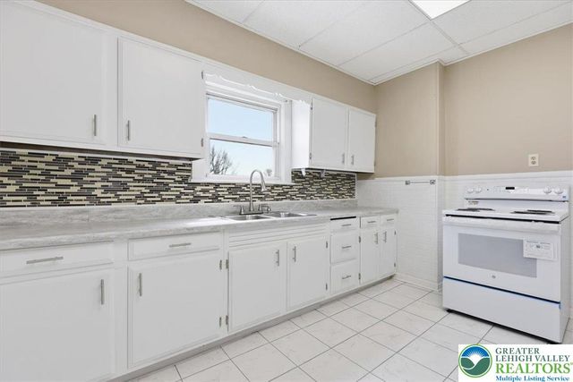 1166 Breaker Street, Scranton, PA 18519