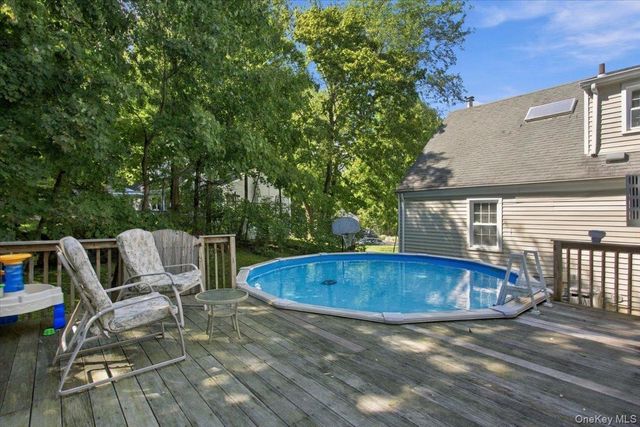 3494 Overlook Avenue, Yorktown Heights, NY 10598