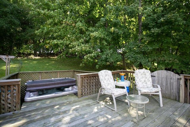 3494 Overlook Avenue, Yorktown Heights, NY 10598
