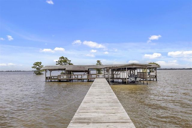 6527 Morgan Shores Road, Lake Arthur, LA 70546