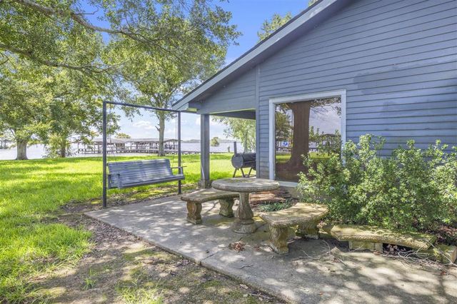 6527 Morgan Shores Road, Lake Arthur, LA 70546