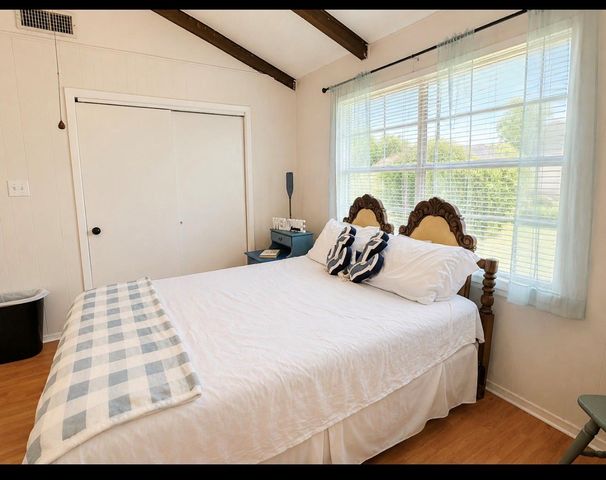 297 Vicki Drive, Livingston, TX 77351