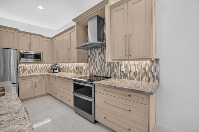 13197 Whistler Mountain Road, Delray Beach, FL 33446