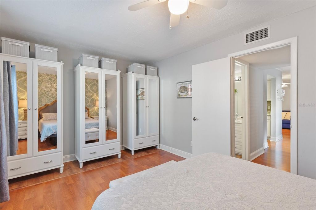 Image 16 of property listing at 4611 W NORTH B STREET 238, Tampa, FL 33609