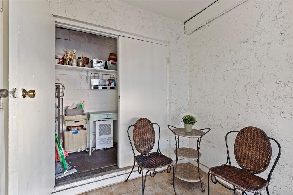 Image 21 of property listing at 4611 W NORTH B STREET 238, Tampa, FL 33609