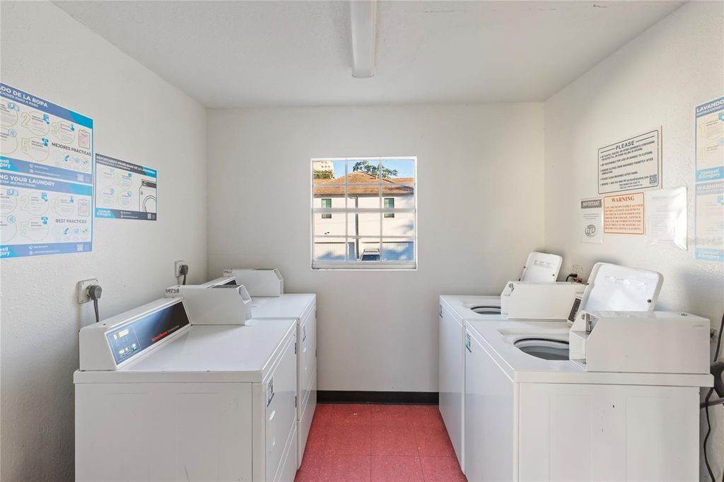 Image 23 of property listing at 4611 W NORTH B STREET 238, Tampa, FL 33609