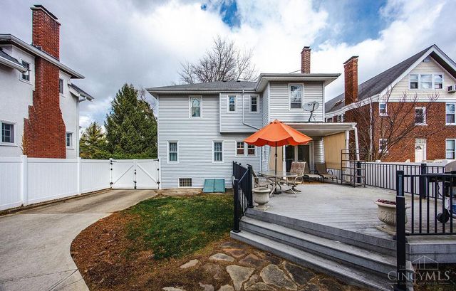 2913 Madison Road, Cincinnati, OH 45209