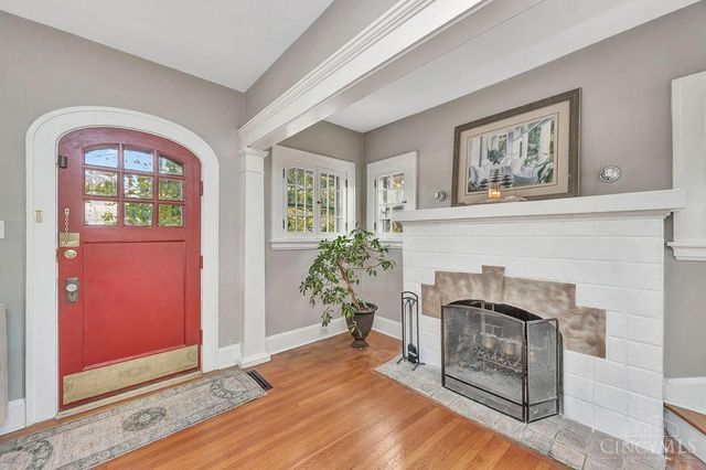 2913 Madison Road, Cincinnati, OH 45209