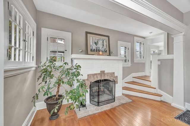 2913 Madison Road, Cincinnati, OH 45209