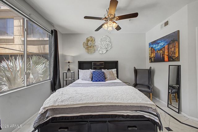 1701 E COLTER Street 221, Phoenix, AZ 85016