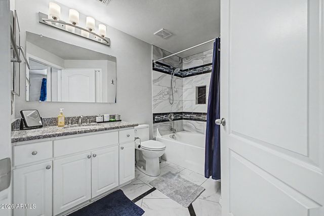 1701 E COLTER Street 221, Phoenix, AZ 85016