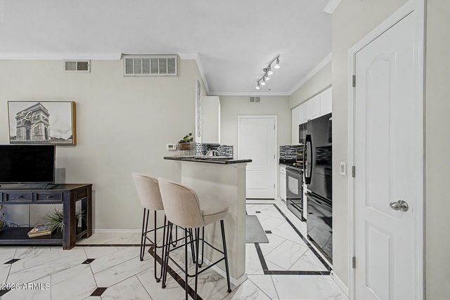 1701 E COLTER Street 221, Phoenix, AZ 85016