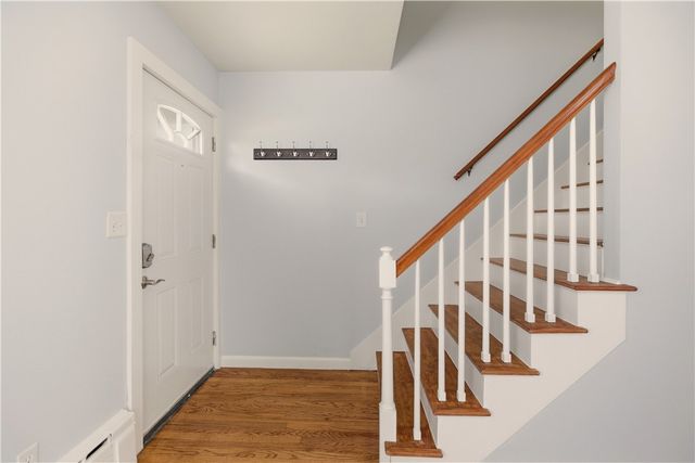 92 Bracket Avenue, Tiverton, RI 02878