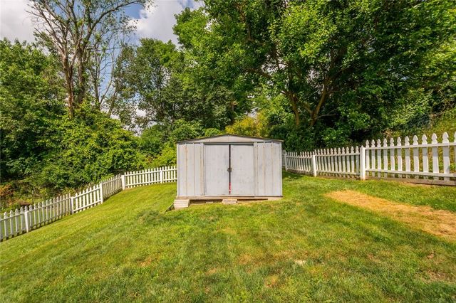 5314 Becky Drive, Baldwin Boro, PA 15236