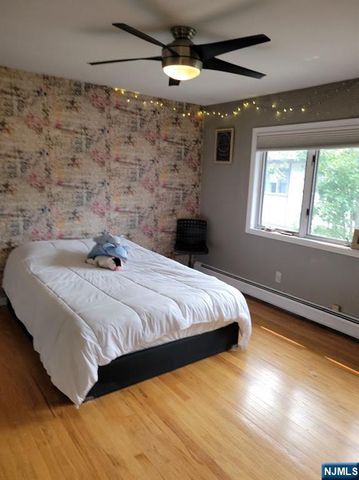 88 Hawthorne Avenue, Park Ridge, NJ 07656