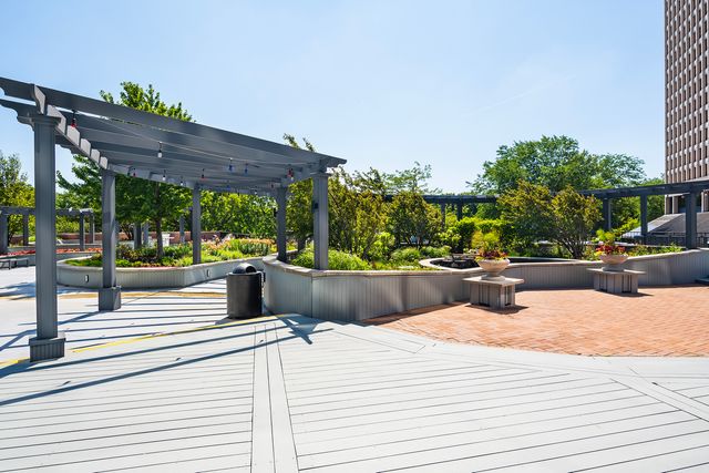 5415 N SHERIDAN Road 4112, Chicago, IL 60640