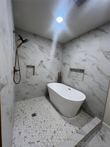 4907 S Boston Place, Tulsa, OK 74105