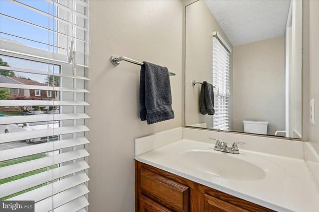 639 CORAL REEF DR, Gaithersburg, MD 20878