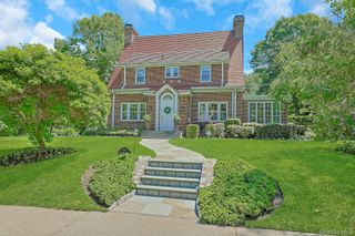 516 Bellwood Avenue, Sleepy Hollow, NY 10591