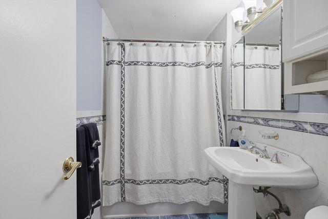 1321 Worcester Road 104, Framingham, MA 01701