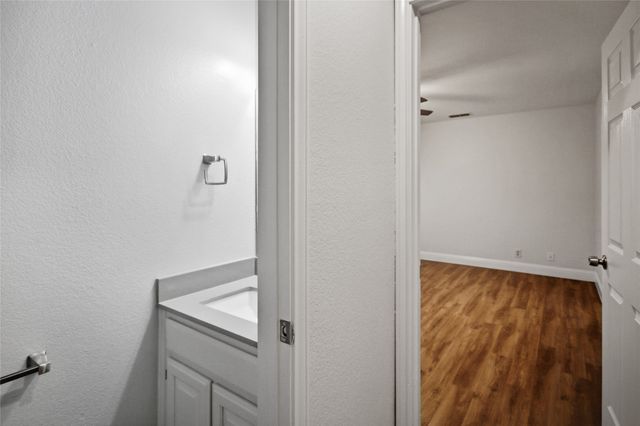 1406 Westbriar Drive, Weatherford, TX 76086