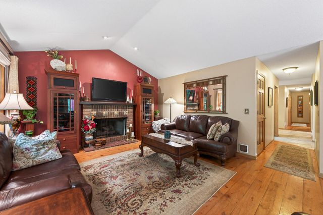 19761 Rum River Boulevard NW, Oak Grove, MN 55011