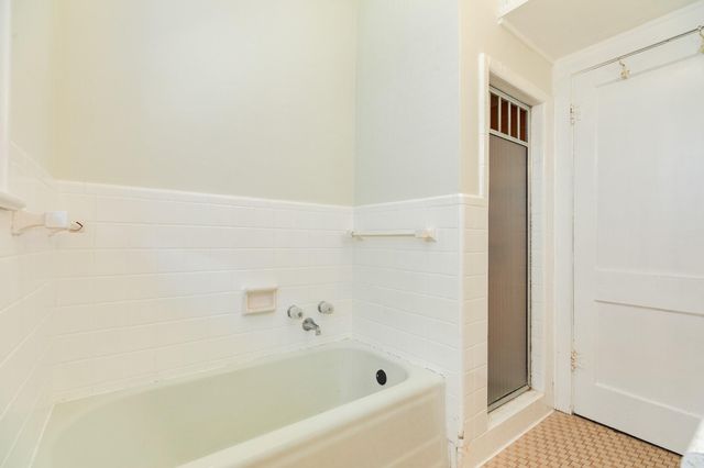 5022 Woodrow Avenue, Galveston, TX 77551