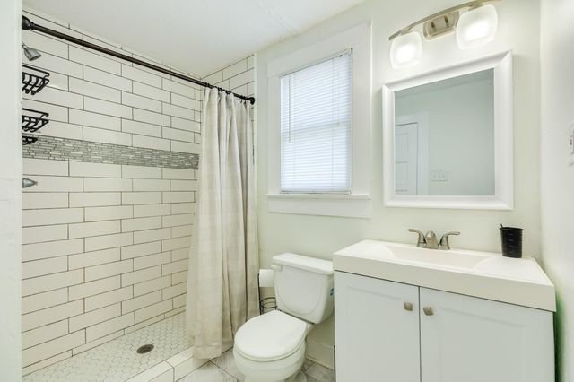 5022 Woodrow Avenue, Galveston, TX 77551