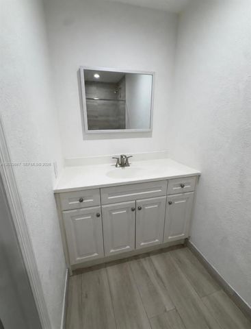 18405 SW 132nd Ave 18405, Miami, FL 33177