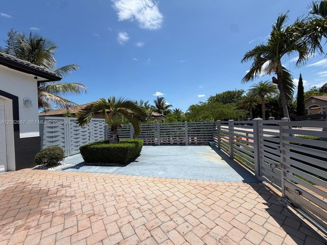 18405 SW 132nd Ave 18405, Miami, FL 33177