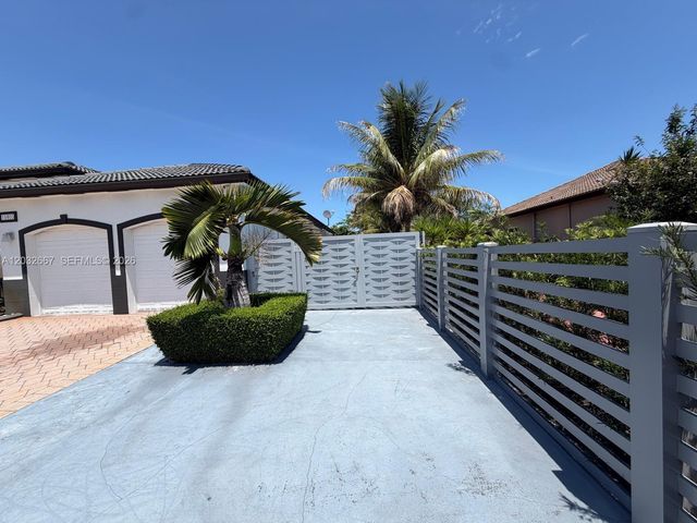18405 SW 132nd Ave 18405, Miami, FL 33177