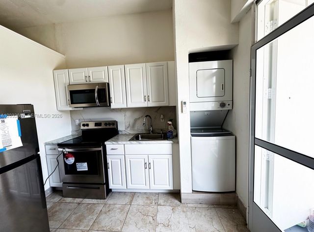 18405 SW 132nd Ave 18405, Miami, FL 33177