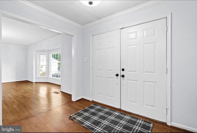 25 WHITTINGHAM CIR, Sterling, VA 20165