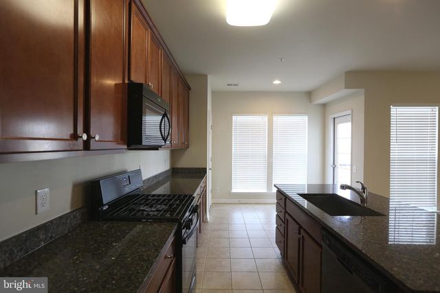 20592 GEDDES TER, Ashburn, VA 20147