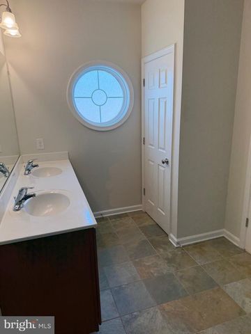 20592 GEDDES TER, Ashburn, VA 20147