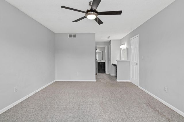 1234 Crystal Place E, Chaska, MN 55318