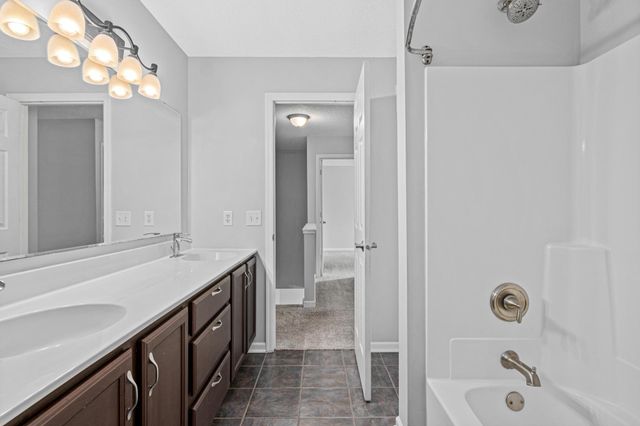 1234 Crystal Place E, Chaska, MN 55318