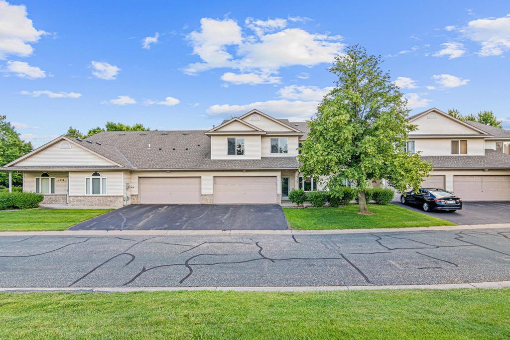 1234 Crystal Place E, Chaska, MN 55318 — photo 2
