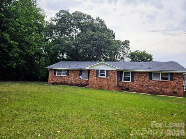 1221 Auten Road, Charlotte, NC 28216