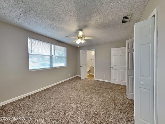 6406 HARLOW Boulevard, Jacksonville, FL 32210