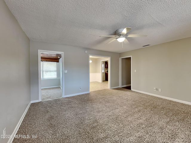 6406 HARLOW Boulevard, Jacksonville, FL 32210