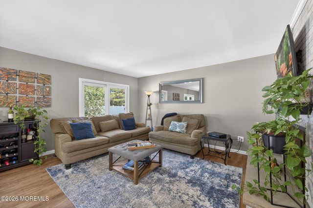 1 Traymore Road, Freehold, NJ 07728