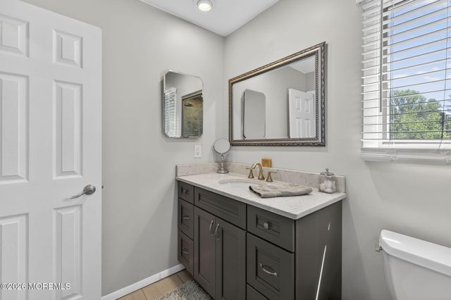 1 Traymore Road, Freehold, NJ 07728