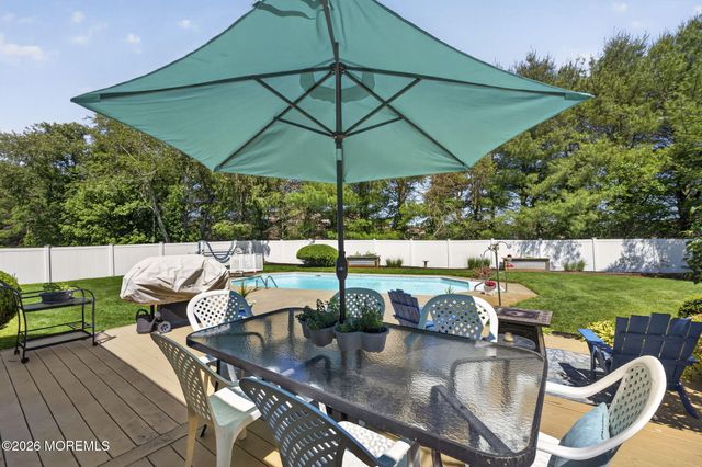 1 Traymore Road, Freehold, NJ 07728