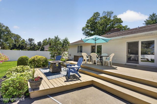 1 Traymore Road, Freehold, NJ 07728